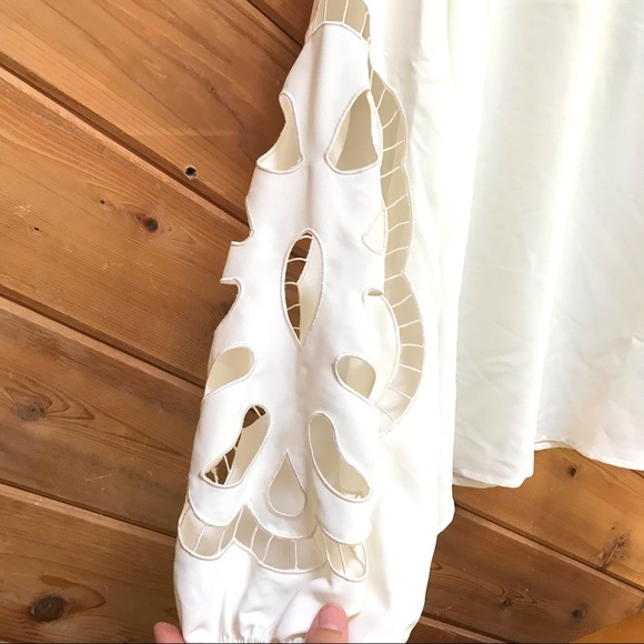 Adrianna Papell Buttercream Cutout Sleeve Blouse (Sm) NWT! - Picture 3 of 8